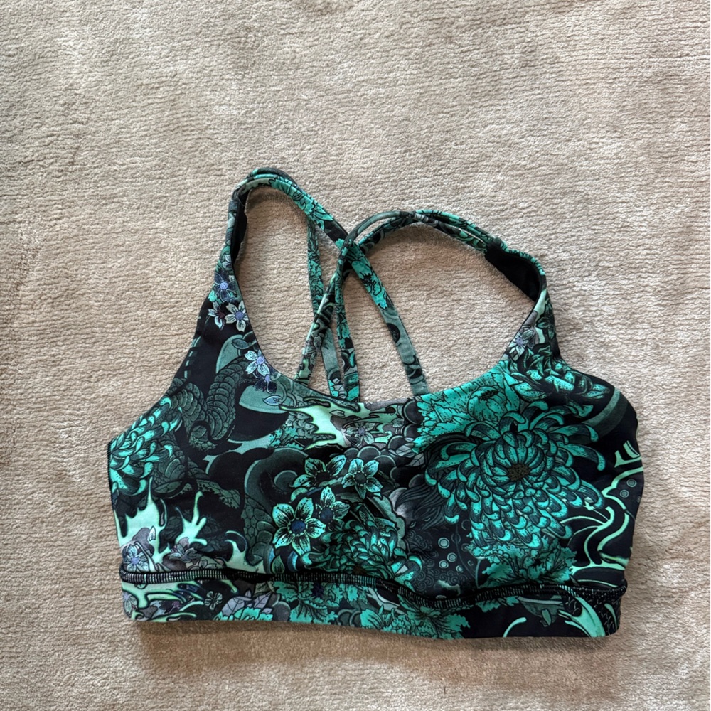 Lululemon Energy Bra in memoir green/ black
